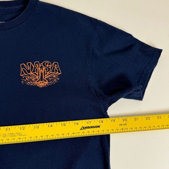 NASA Exploring New Worlds Navy Orange T-shirt M - Picture 4 of 5